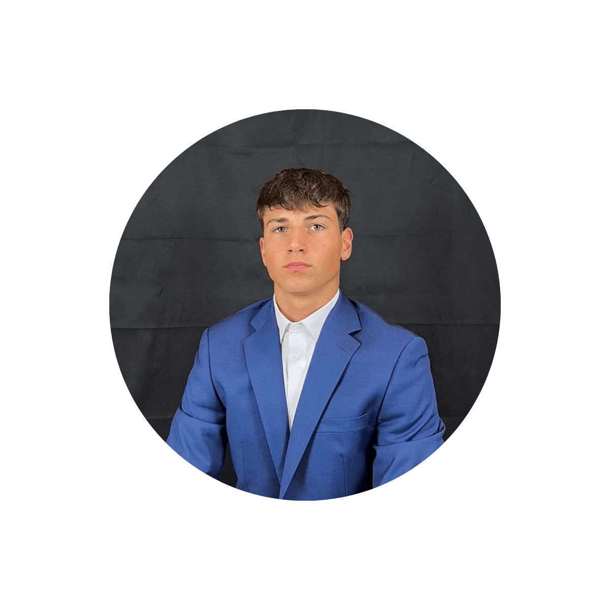 Daniel Filipov headshot